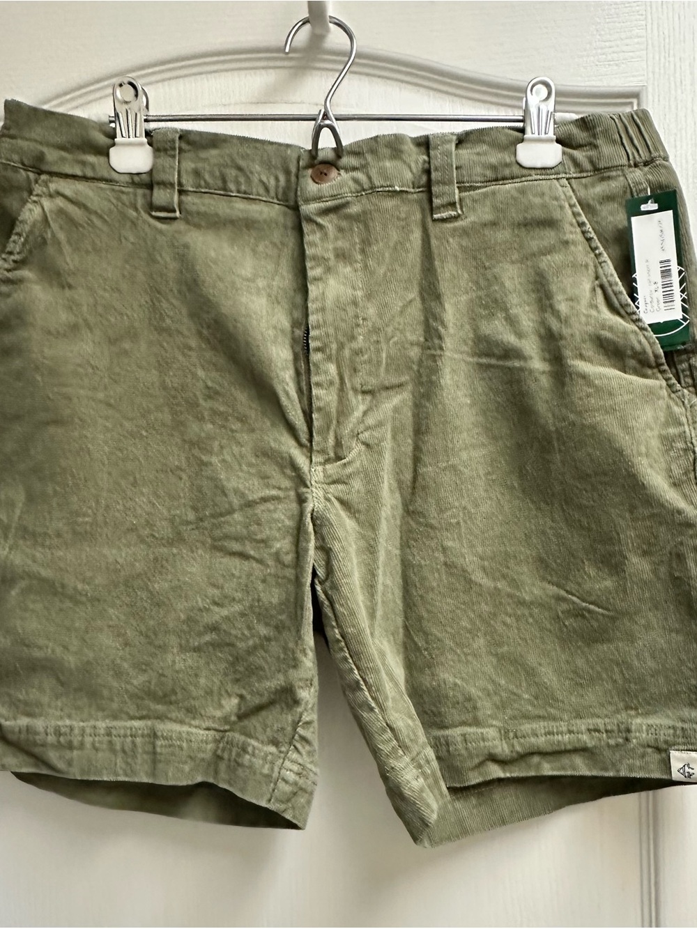 Grayers Olive Flat-Front Corduroy Shorts